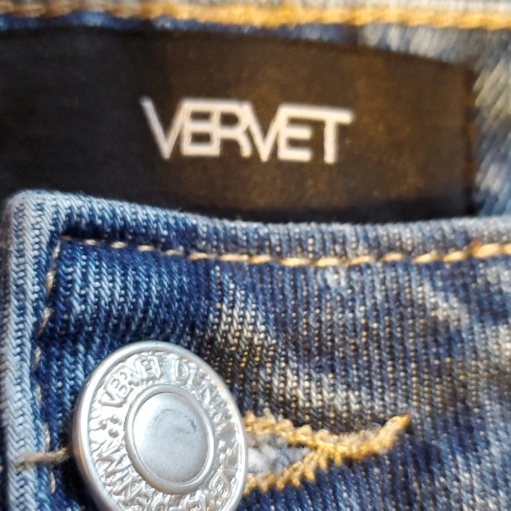 Vervet Jeans - Picture 11 of 14